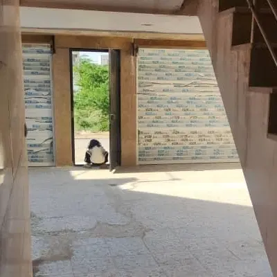 سلام واحد بالا ۱۰۰متر حیاط مجزاء ۱۰۰متر زیر بنا.