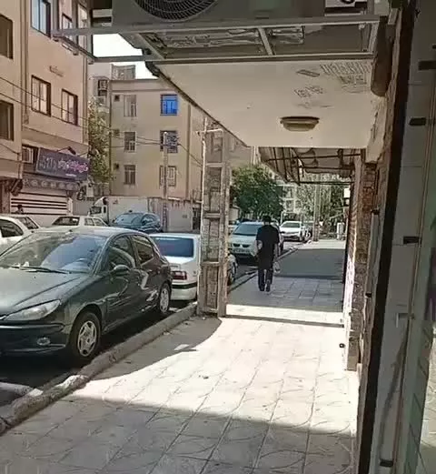 ۴۰متر مغازه بر۵ همسطح خیابان فول مناسب همه مشاغل