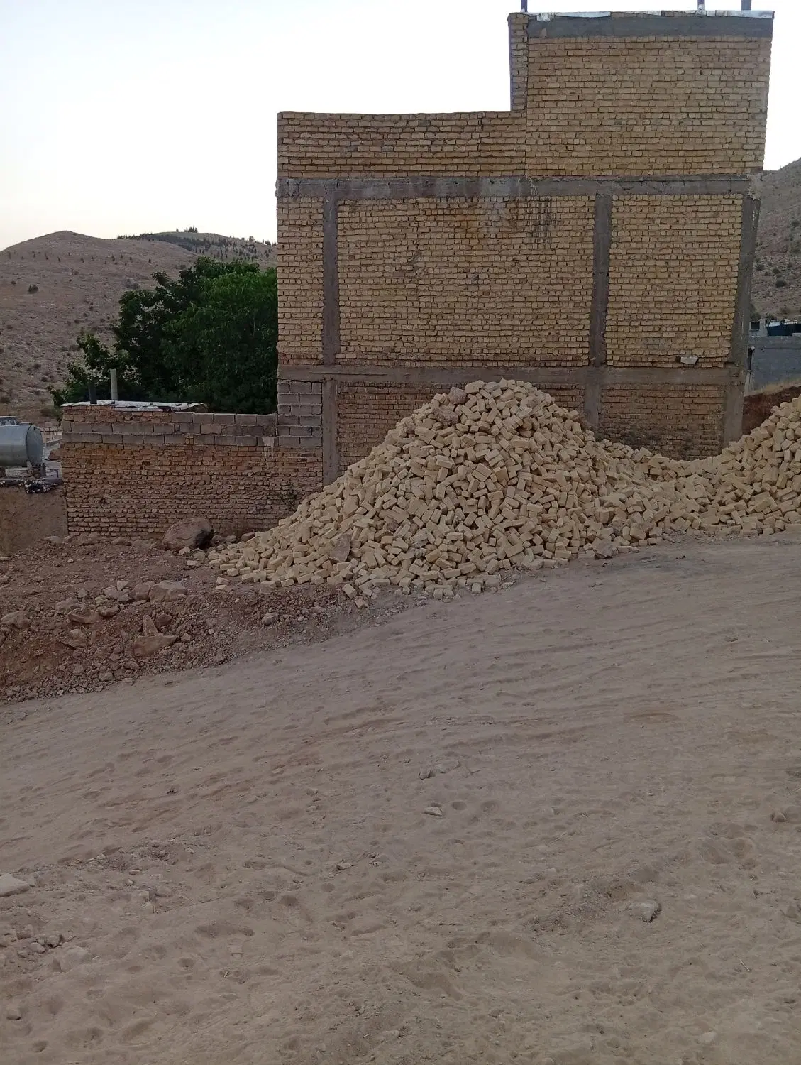 زمین شهرک سعدی برآفتاب
