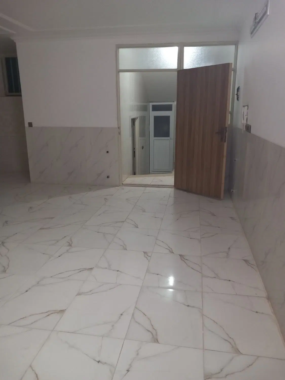 طبقه بالا بلواردهه فجر