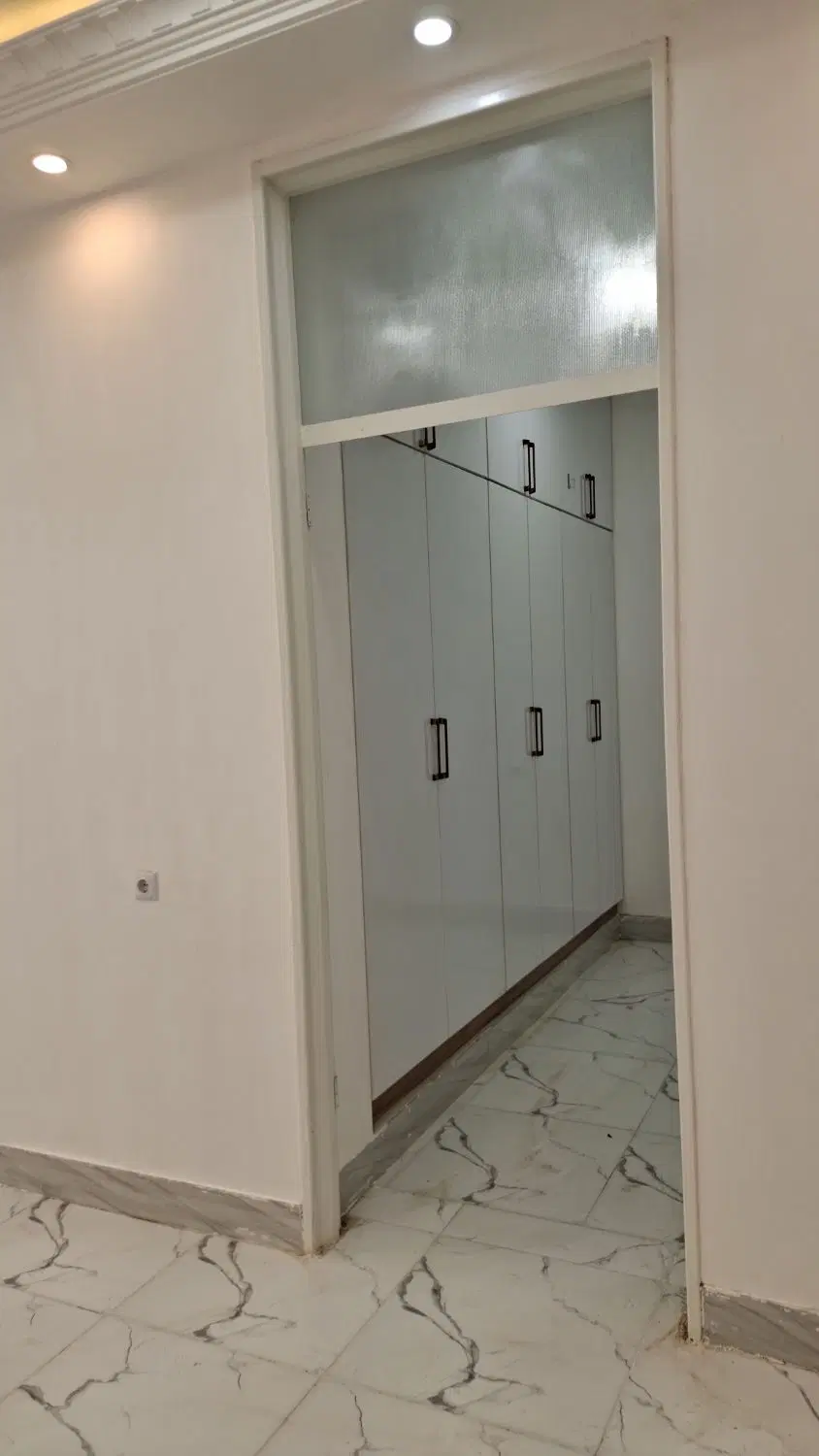 خانه ولایت جاذرت