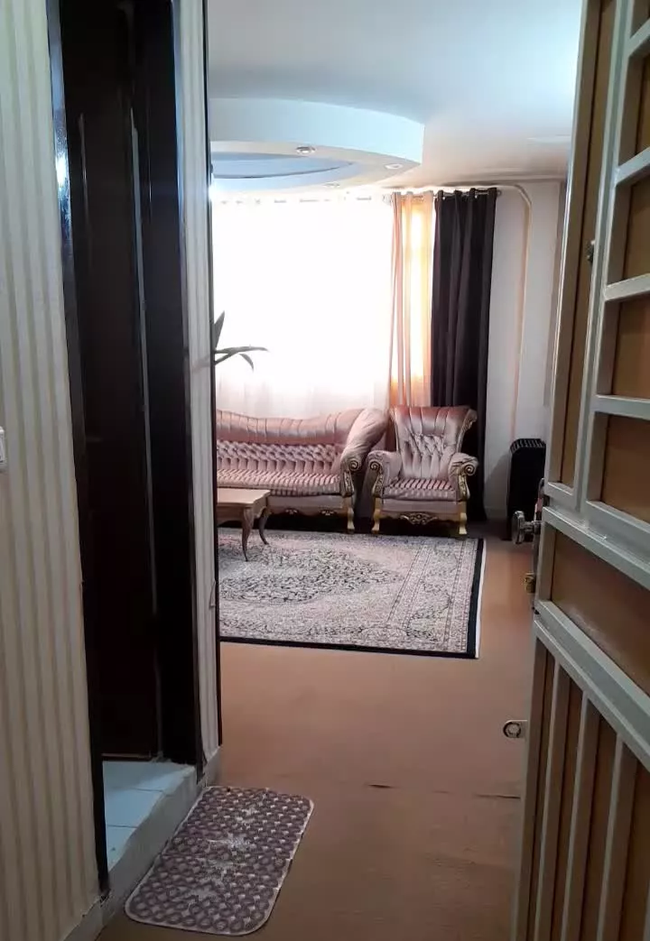 فروش آپارتمان ۲خواب دستغیب ۱۲ واحدی