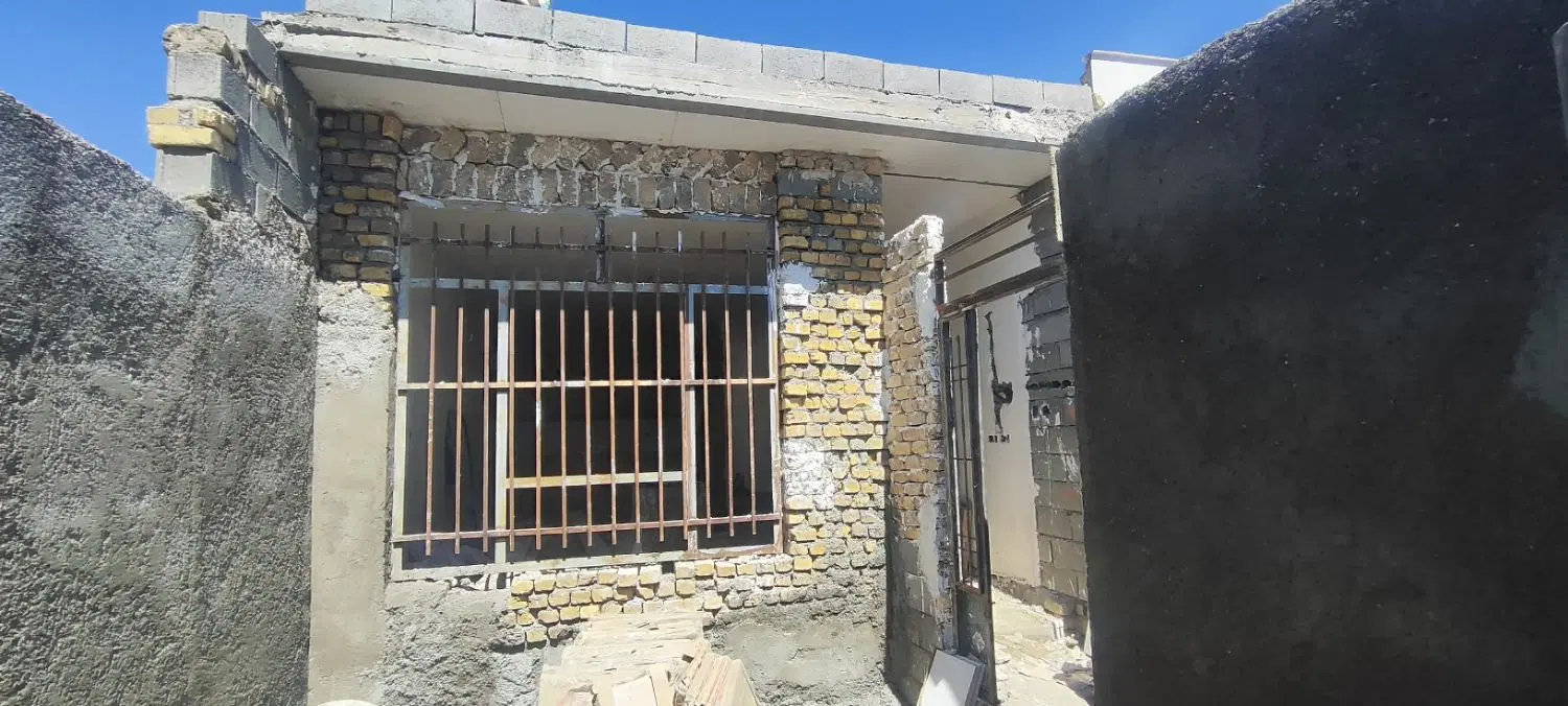 منزل 100متری شاهنامه