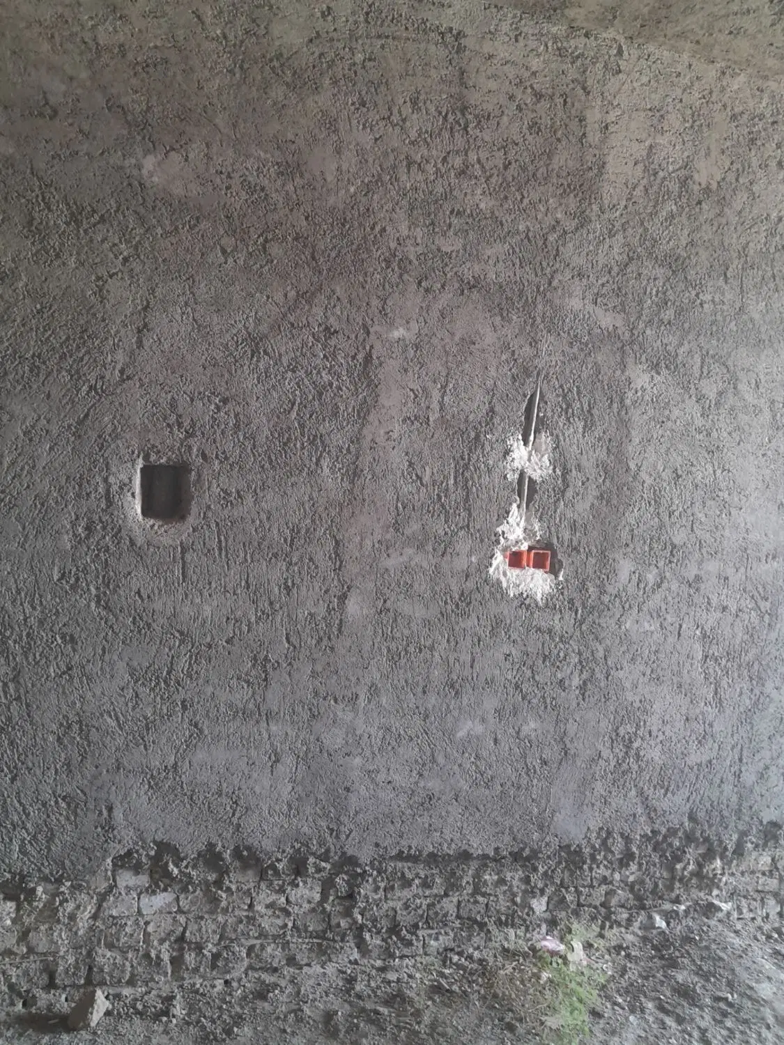 خانه نیمه ساز