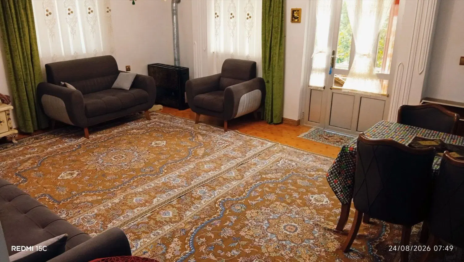 اجاره روزانه ویلا  در طبیعت زیبا روستا