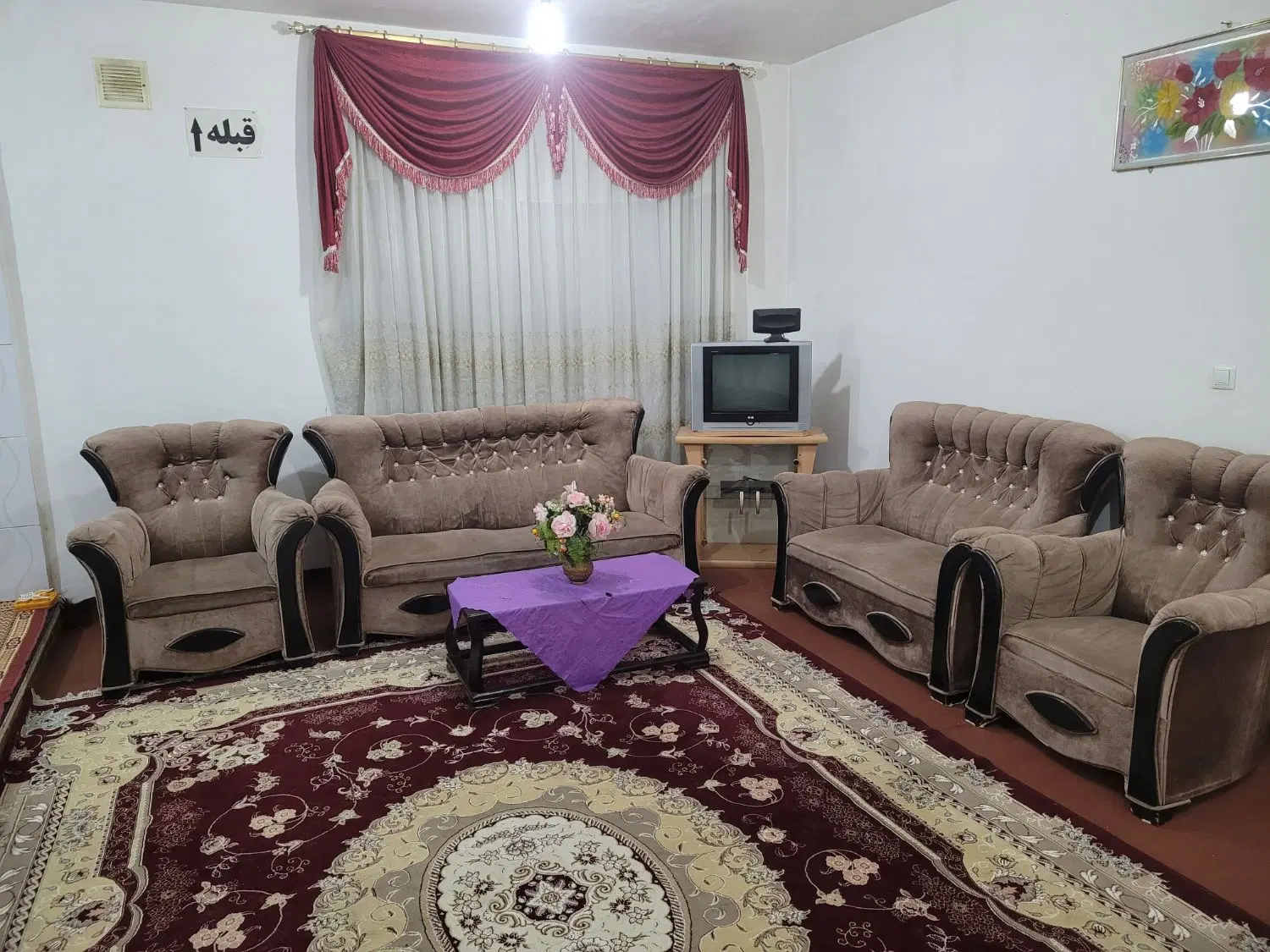 سوئیت آپارتمان دوخوابه هم کف
