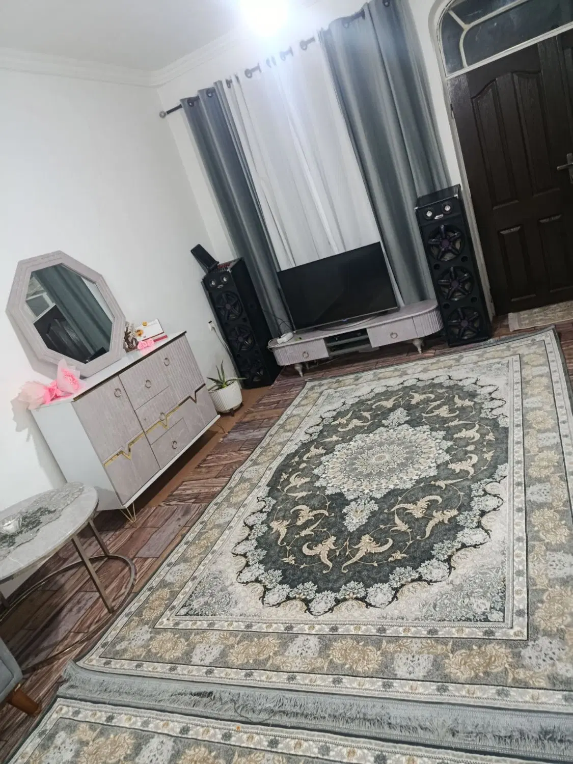حیاط المهدی اسلام آباد 2 کوچه 29 کوچه 6 متری