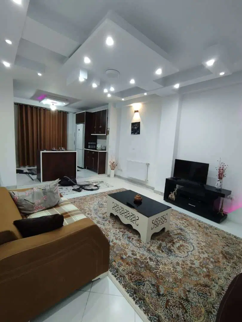 مبله تکواحد همکف خانوادگی پارکینگ تمیز