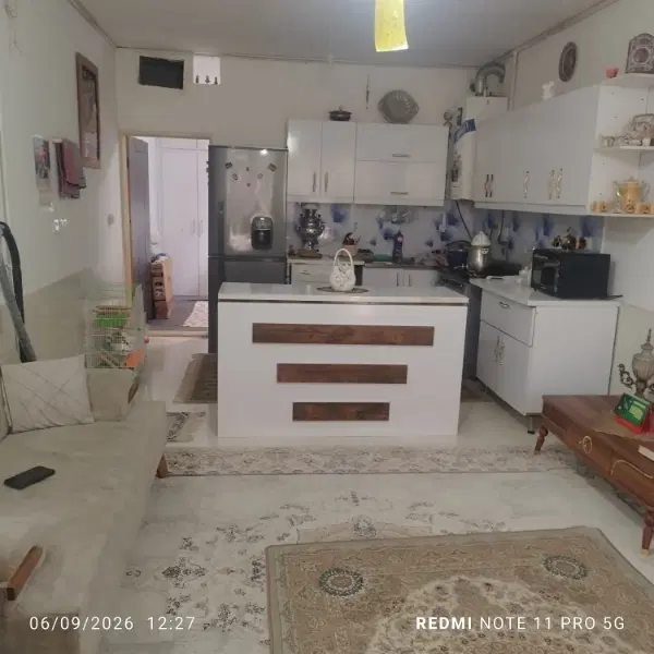 منزل طبقه اول راه جدا