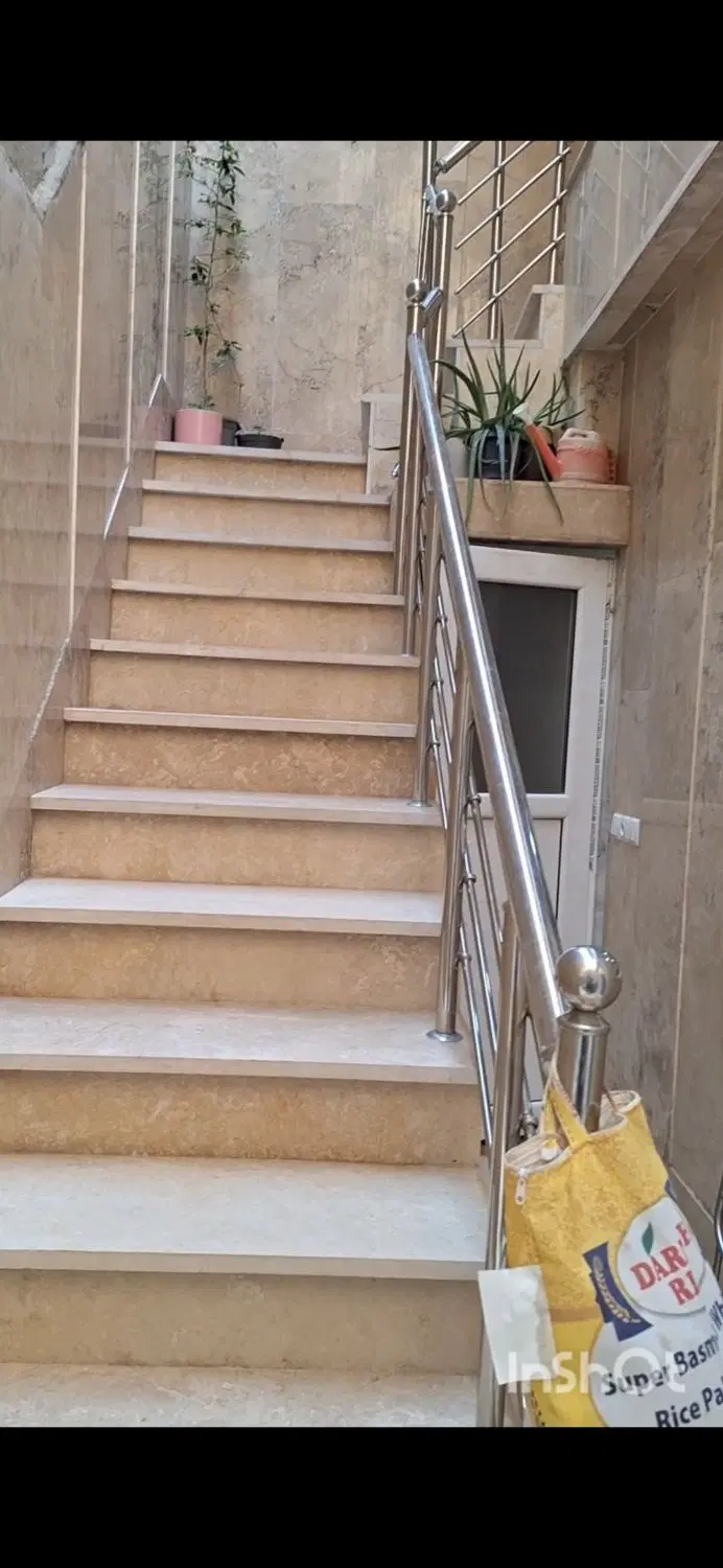 خانه ویلایی پشت قواره