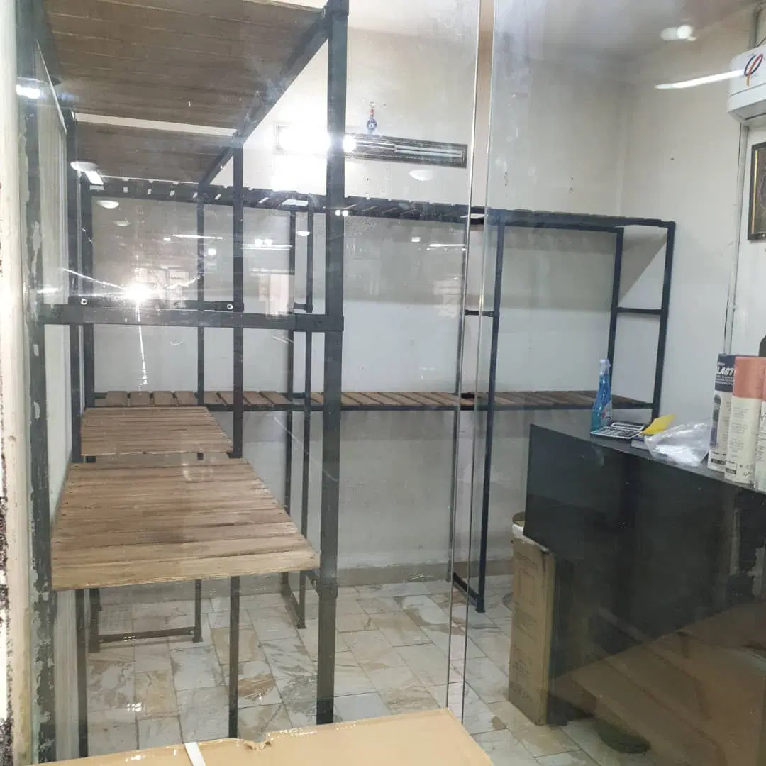 مغازه فروشی