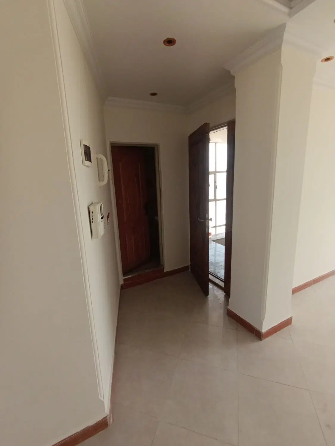 اجاره واحد 60 متری دربست