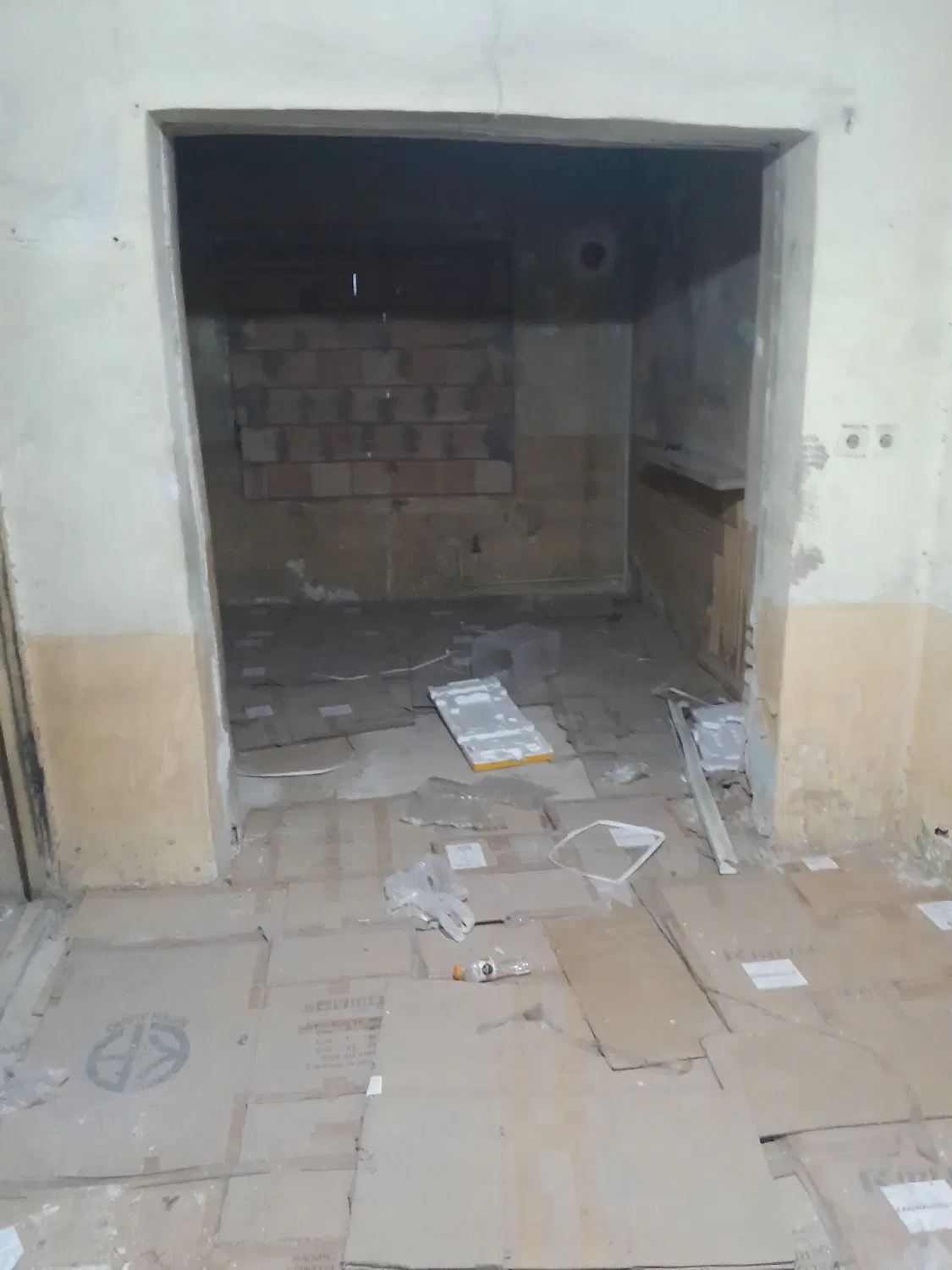 خانه کلنگی مناسب انبار