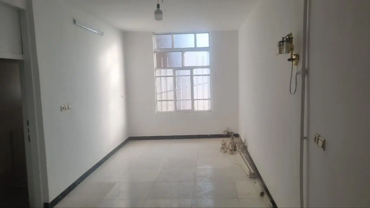 فروش مسکونی دو طبقه ۵۰ متری ابراهیم آباد