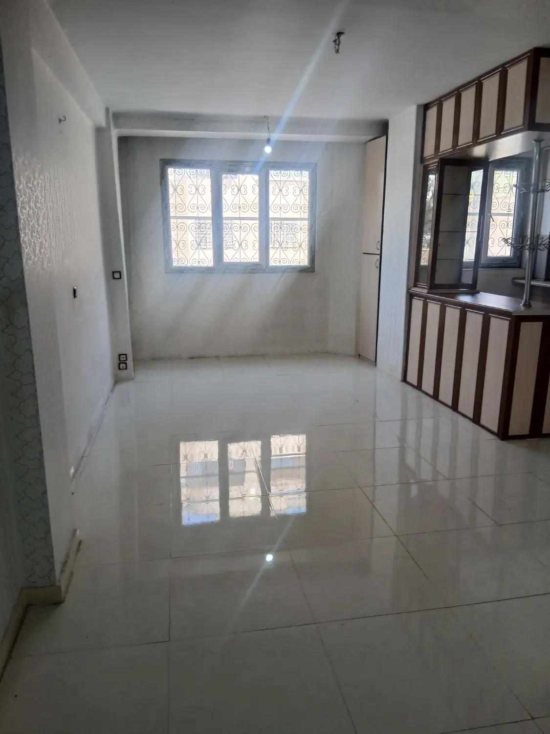 اپارتمان میلاد به متراژ ۷۰ میدان اذربایجان