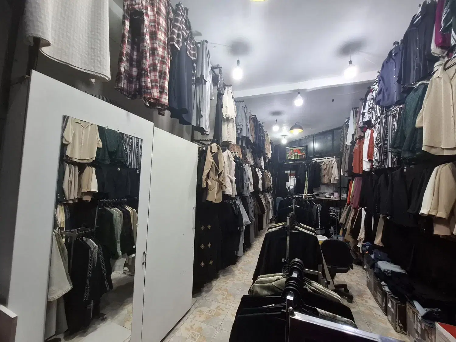 مغازه  ۴۰ متر __ زیبا شهـر