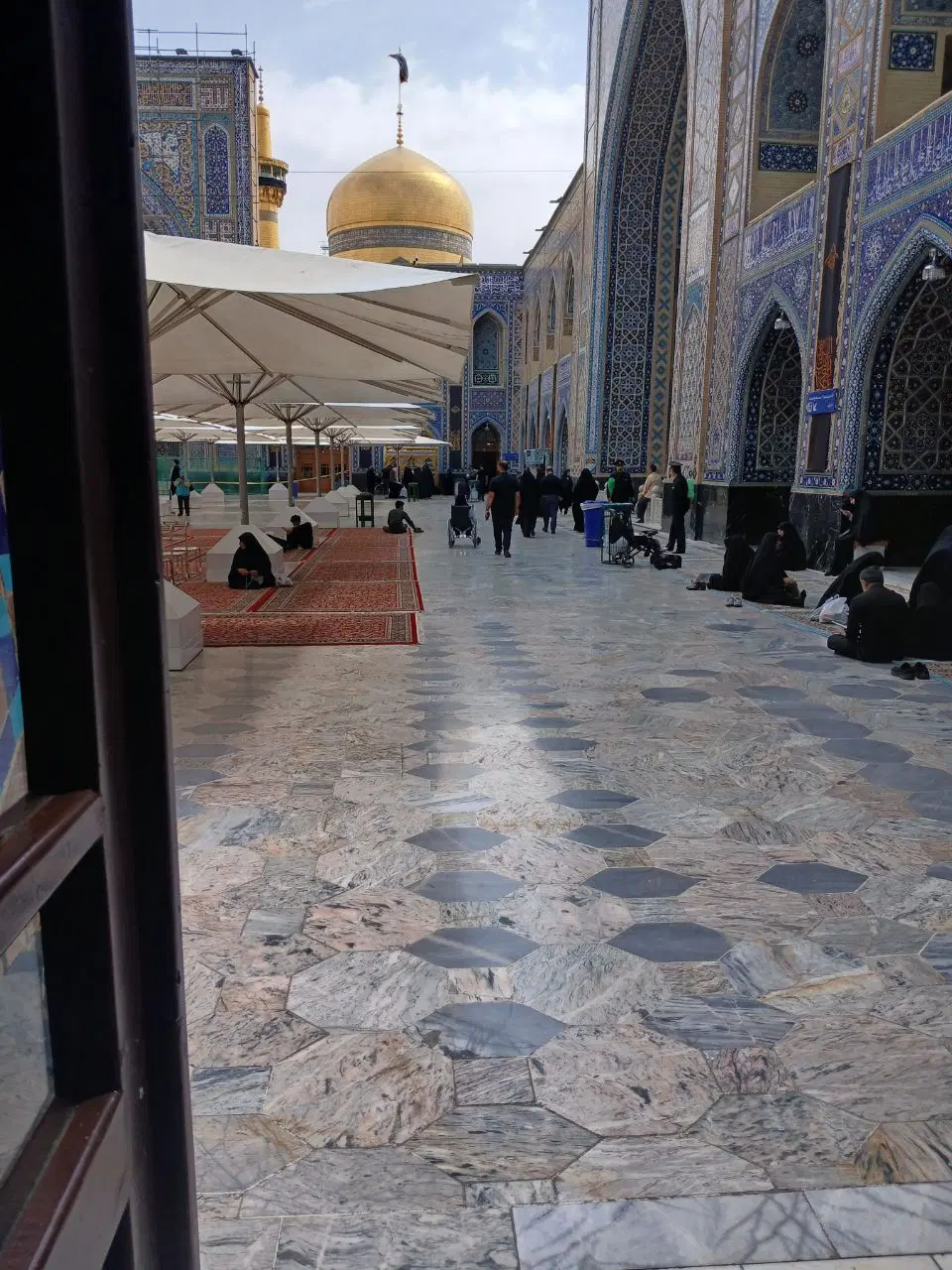 زمین مناسب هتل و مجتمع تجاری