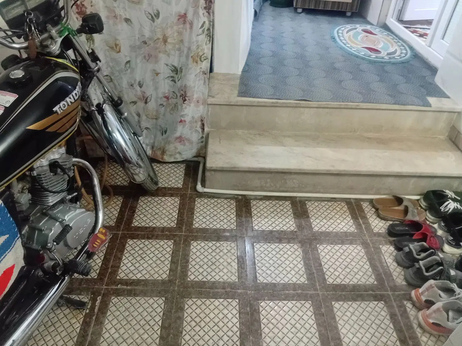 خانه دوطبقه