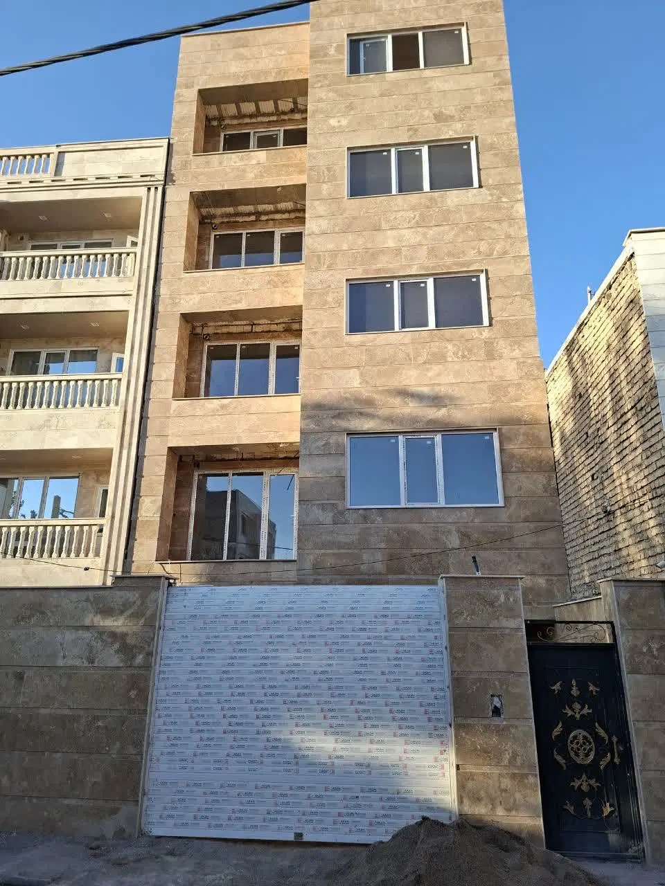 فروش آپارتمان ۱۲۰ متری