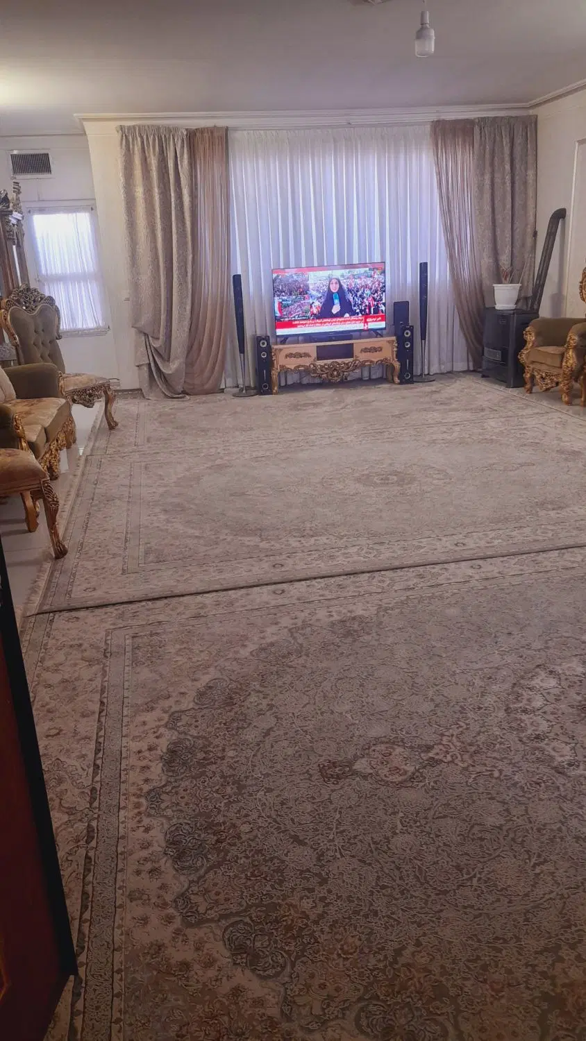 آپارتمان ۱۶۰ متر شیک