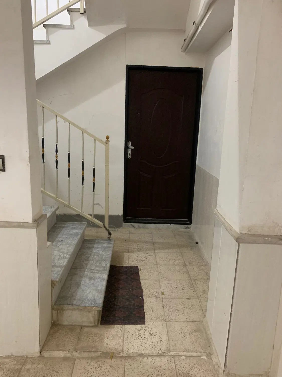 آپارتمان پیلوت اجاره ای ناظر اباد ۲۱