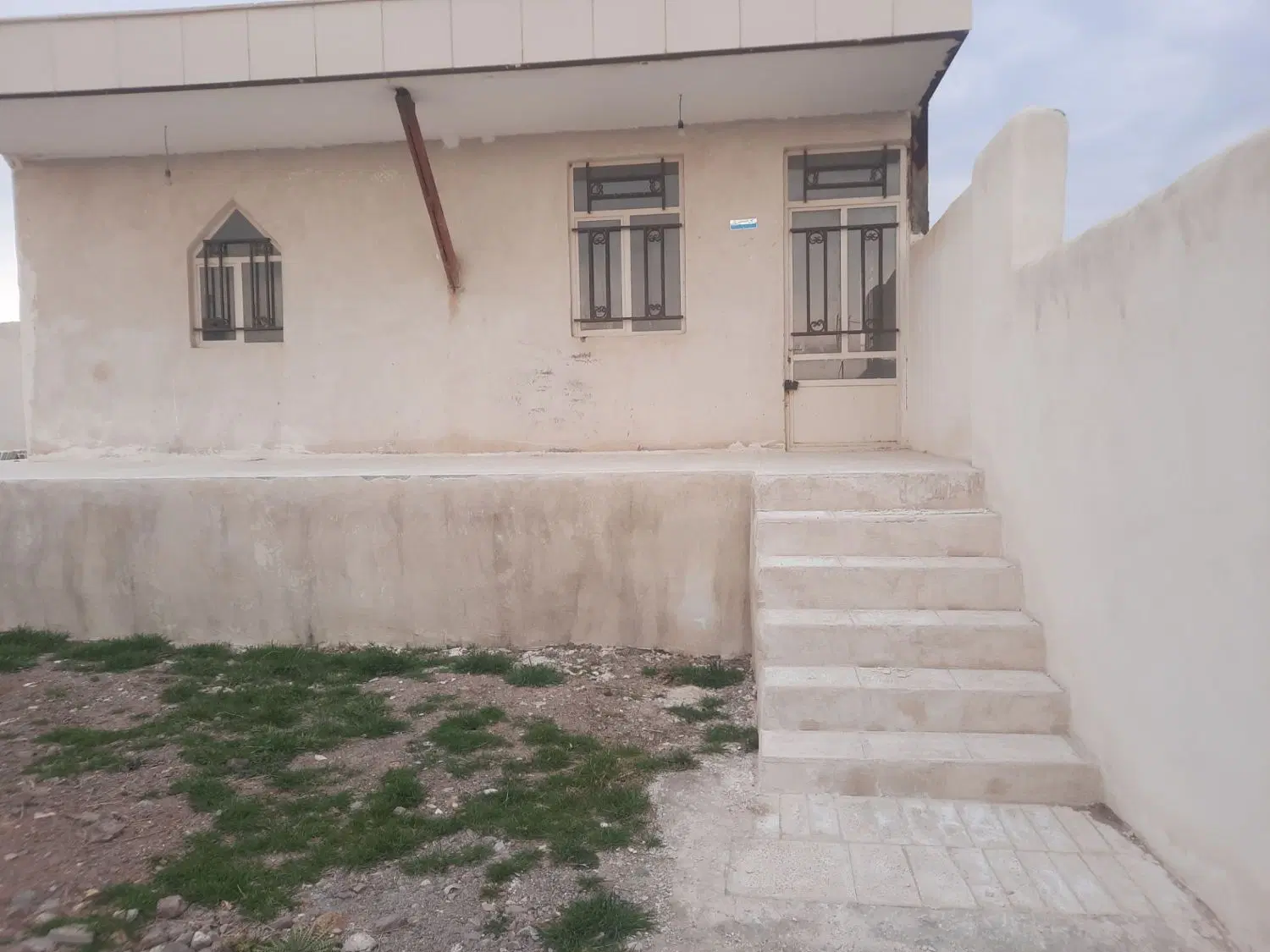خانه ویلایی در بافت روستای علم خانی