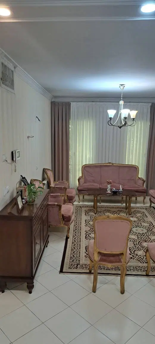 اجاره واحد ۵۰ متری