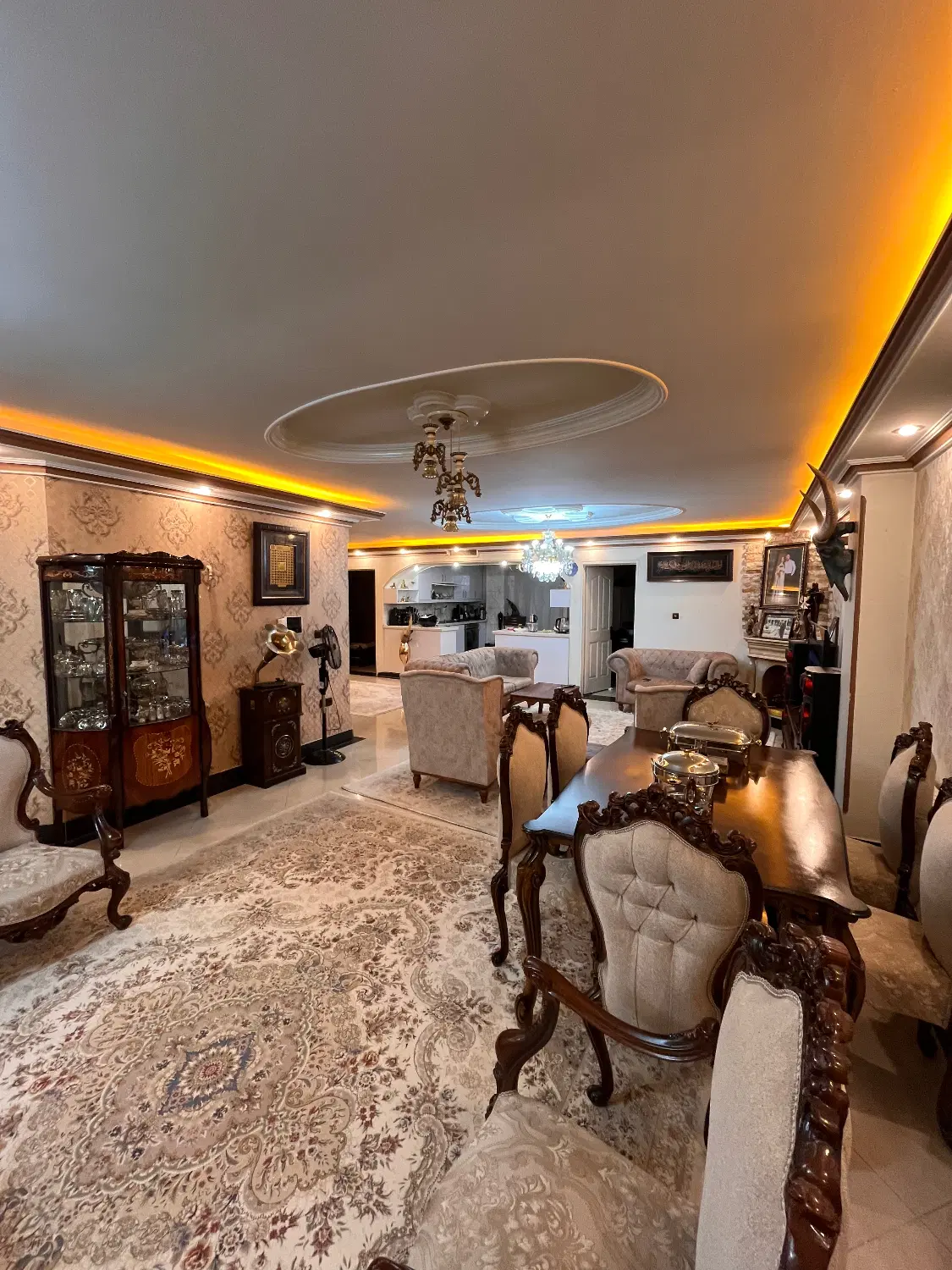 آپارتمان شهرک آسمان _ خیابان پیروزی شمالی ۱۴۳ متر