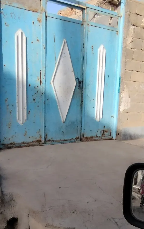 فروش خانه در شبیشه خ13