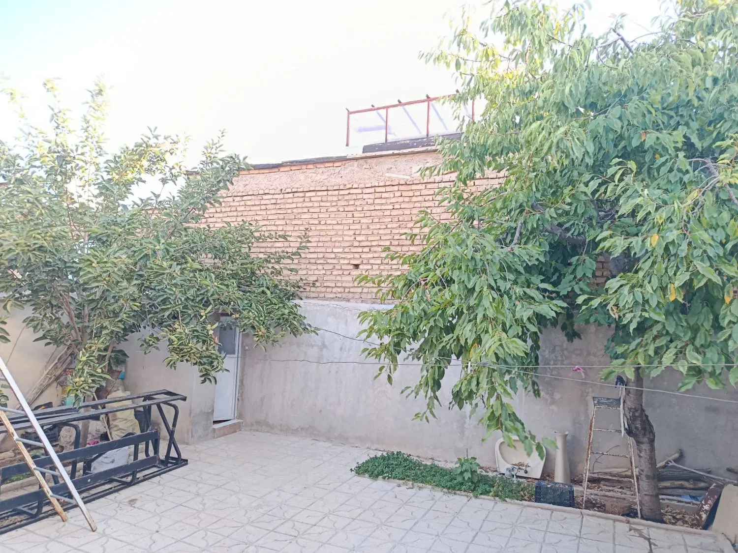 خانه یک طبقه شهرک شهید قاضی سپیدان