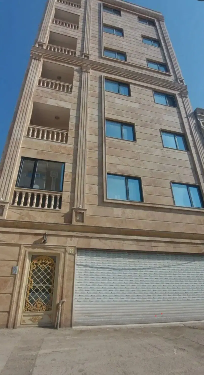 فروس واحد در آقاکاظم ۱۲۸متر
