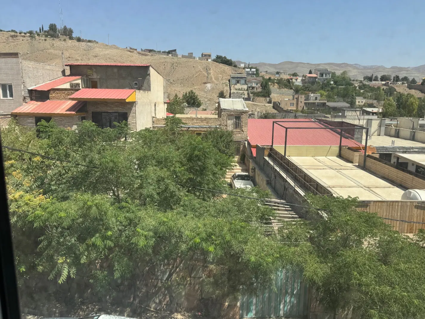 ۶۰ متر با پارکینگ بومهن شهرک طلاییه