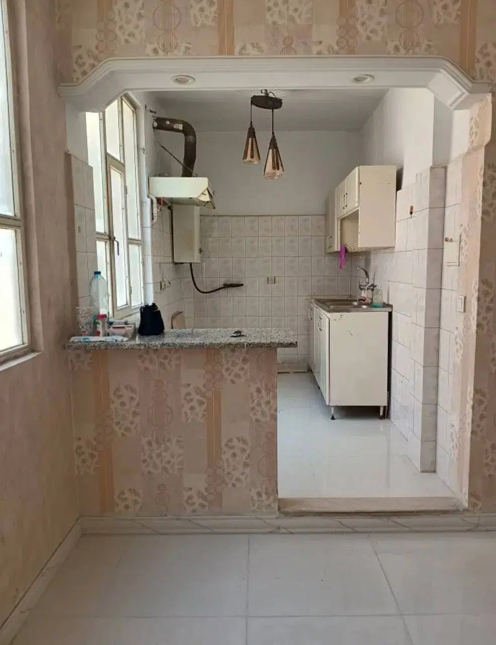 ۴۲ متر__ نورگیر عالی __تکخواب تهرانسر