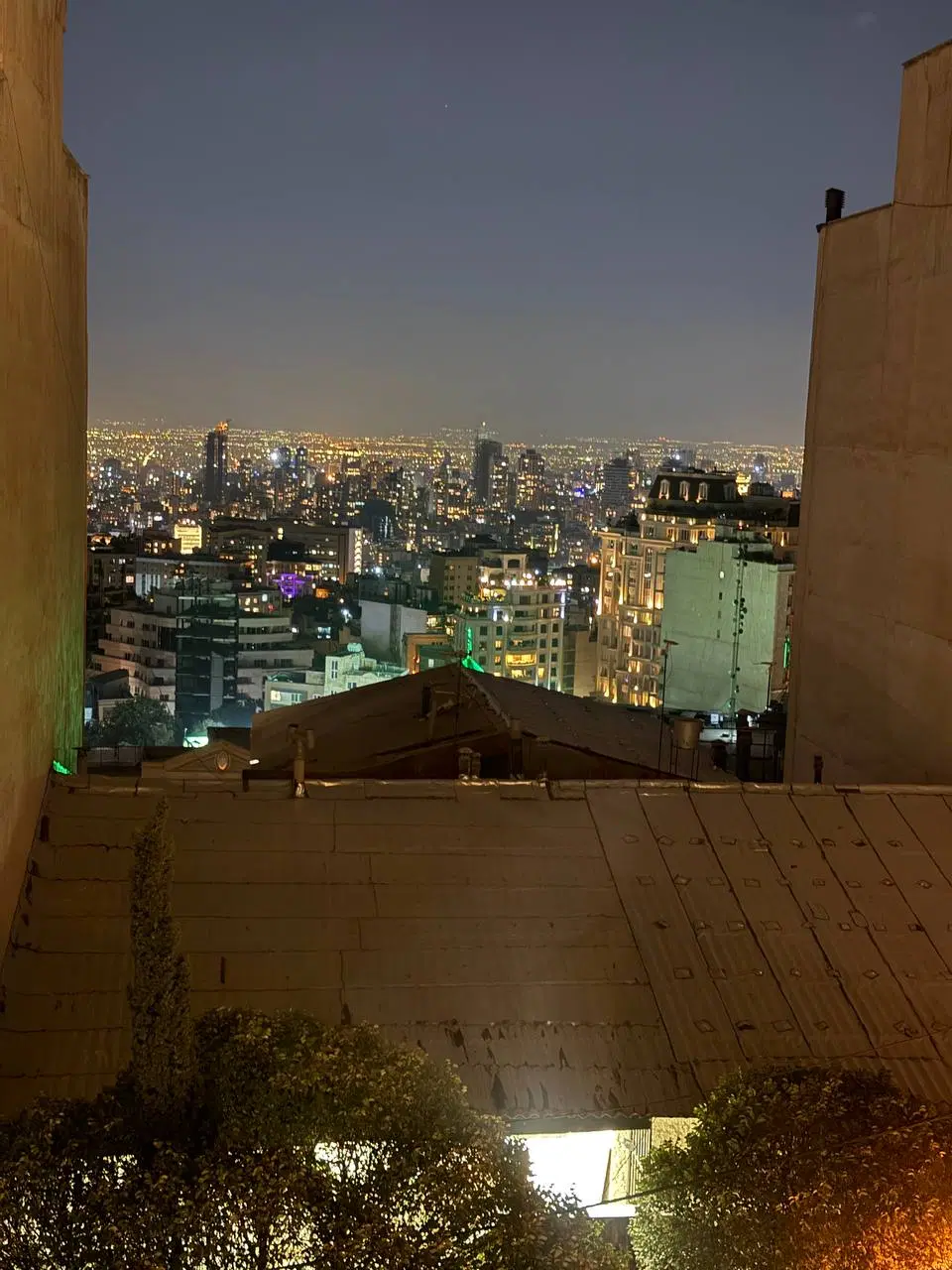 فروش آپارتمان در نیاوران باویوی ابدی  کل شهر
