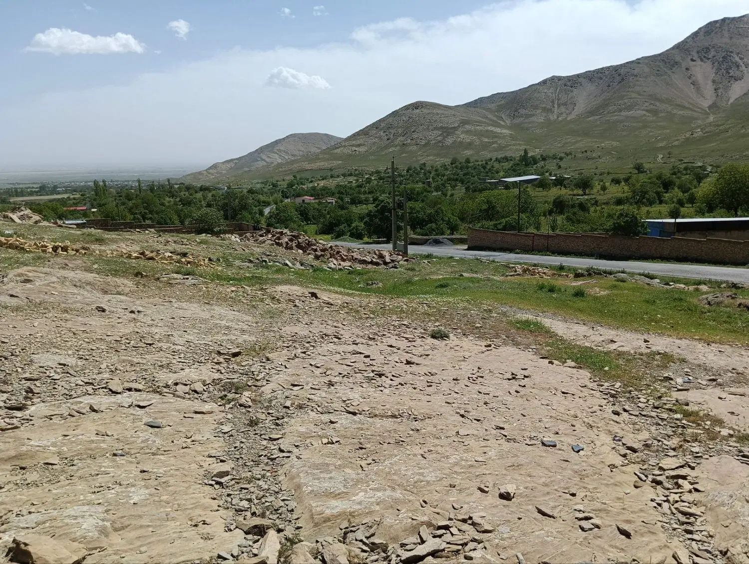 زمین روستای هزاوه