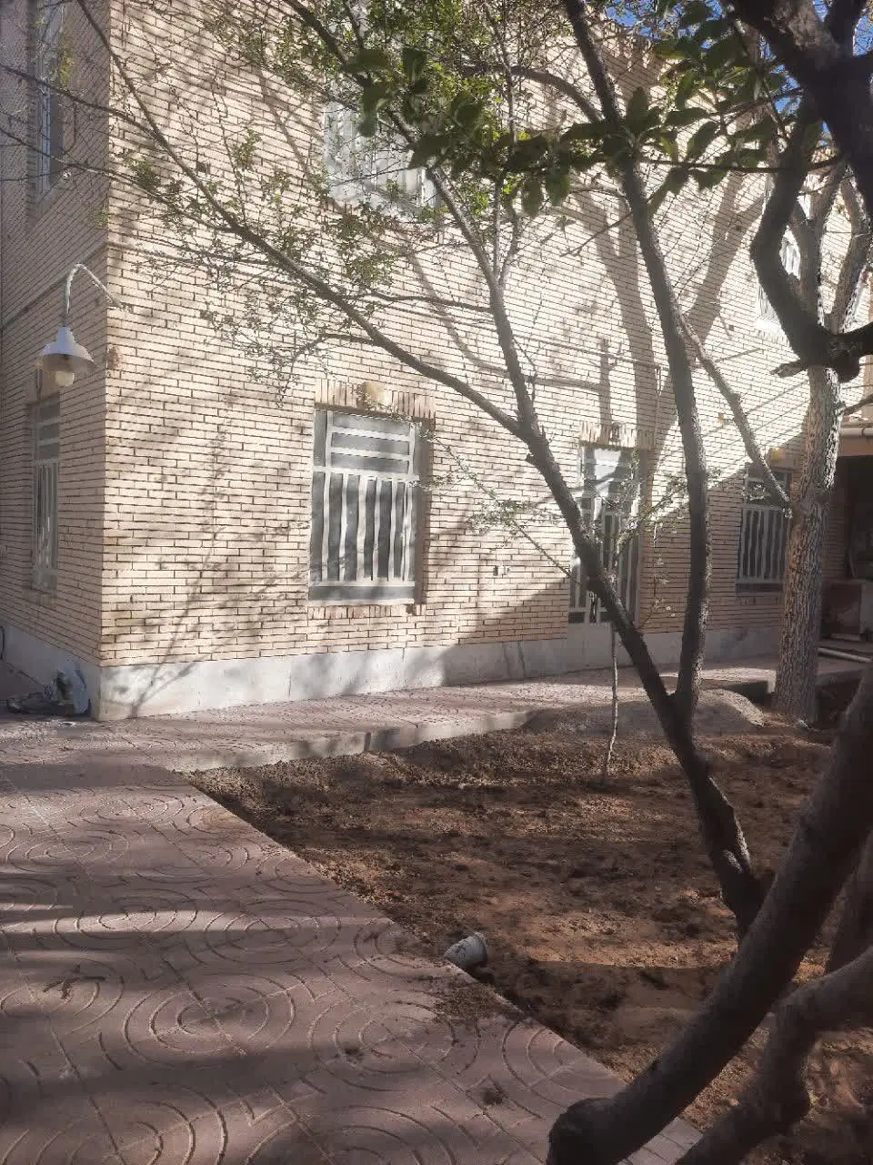 باغ ویلا ۵۰۰ متر در بهترین نقطه بنادک سادات