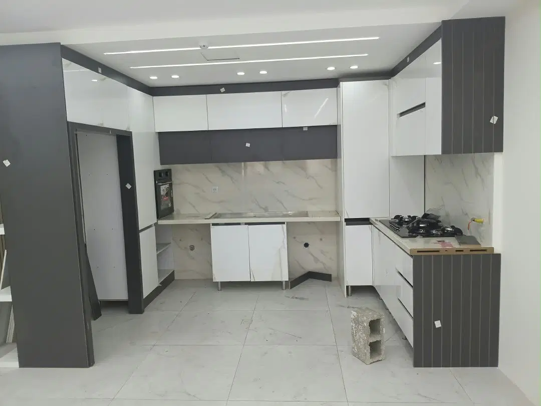فروش آپارتمان سه خواب نوساز