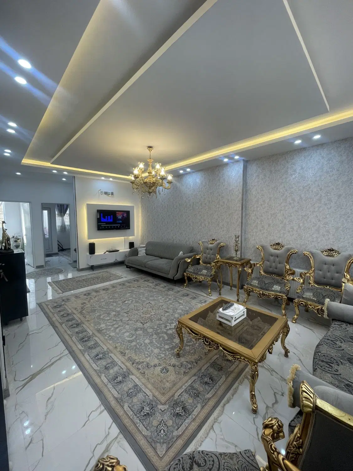 98 متری. سند 6دانگ  تازه ساز، تر تمیز، فول امکانات
