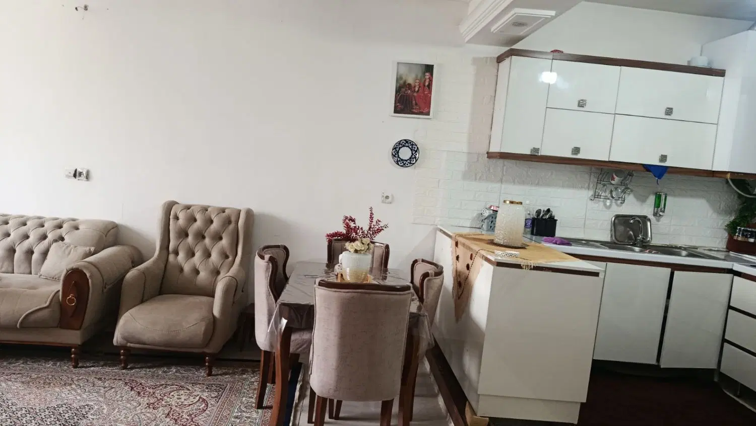 آپارتمان۷۵متری طبقه همکف.یک خواب.