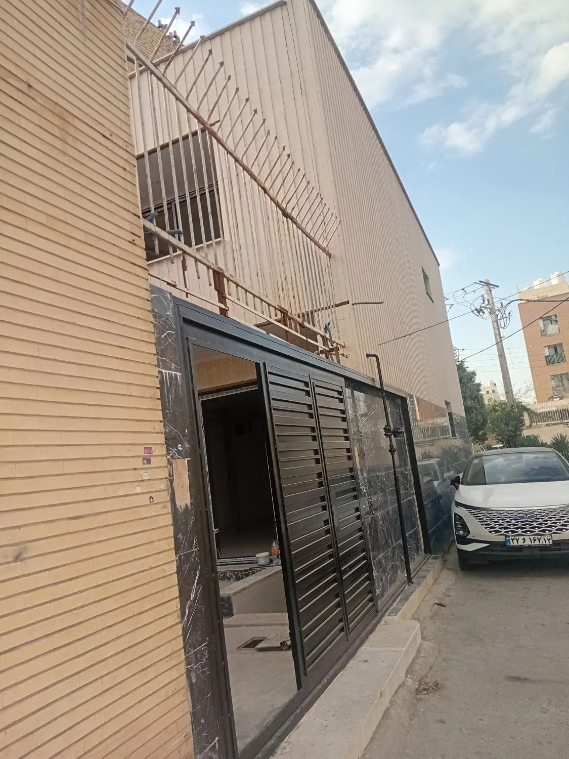 گریه منزل مسکونی ۲ طبقه دربست