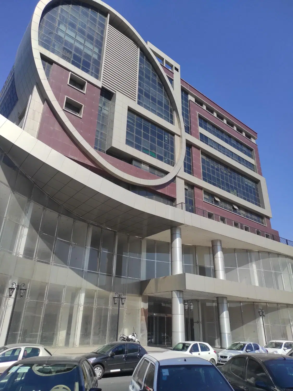 ۸۵ متر اداری فلکه اول