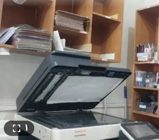 قسمتی از مغازه کپی جهت کلیه امور کافی نت و مالیات