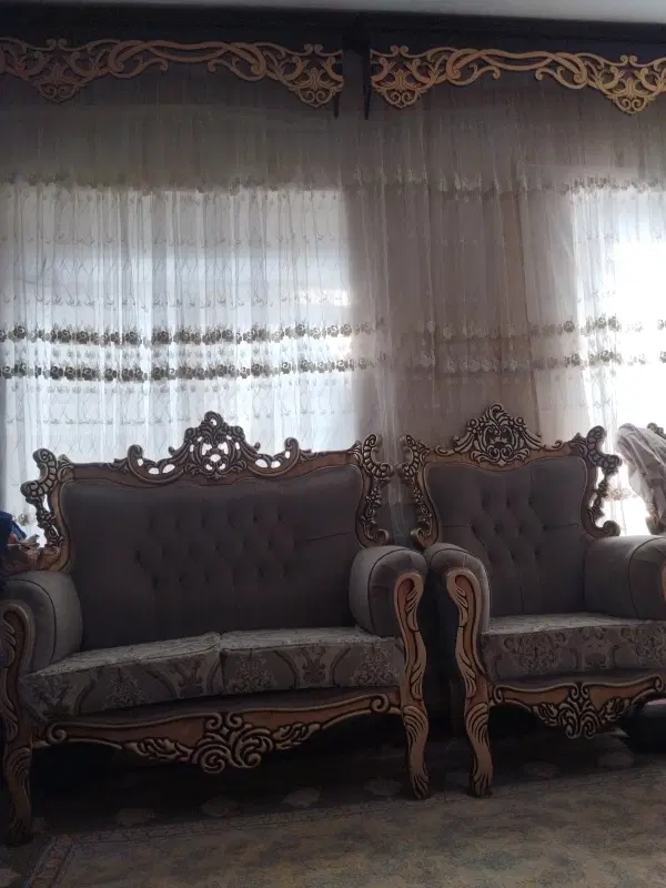 خانه دوطبقه کرهرود