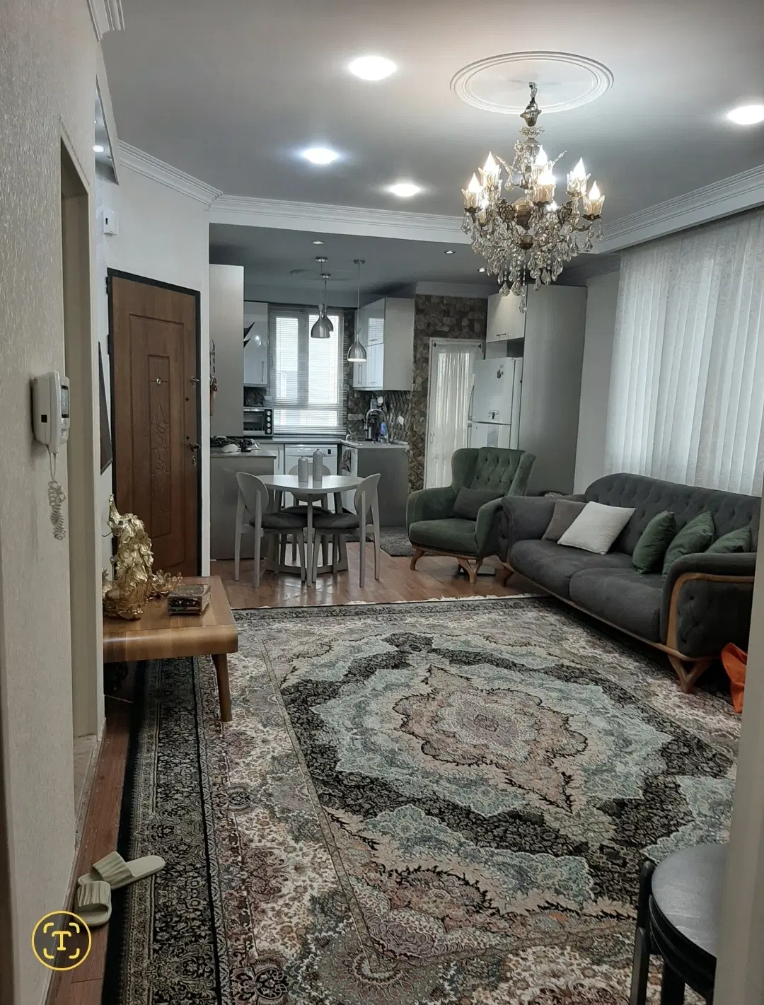 آپارتمان ۶۰ متری تک واحدی