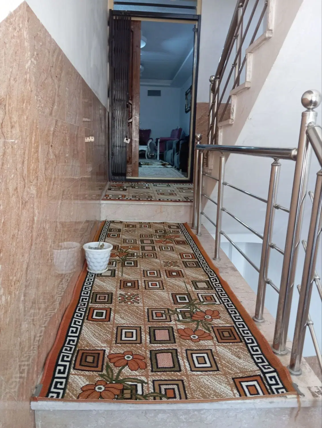 خانه دوطبقه ۱۰۰متر تمام اسکلت