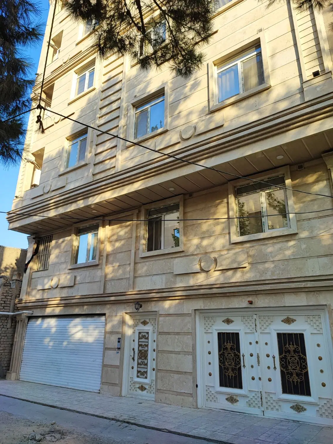 آپارتمان ۱۰۰متری فول امکانات روبه نما