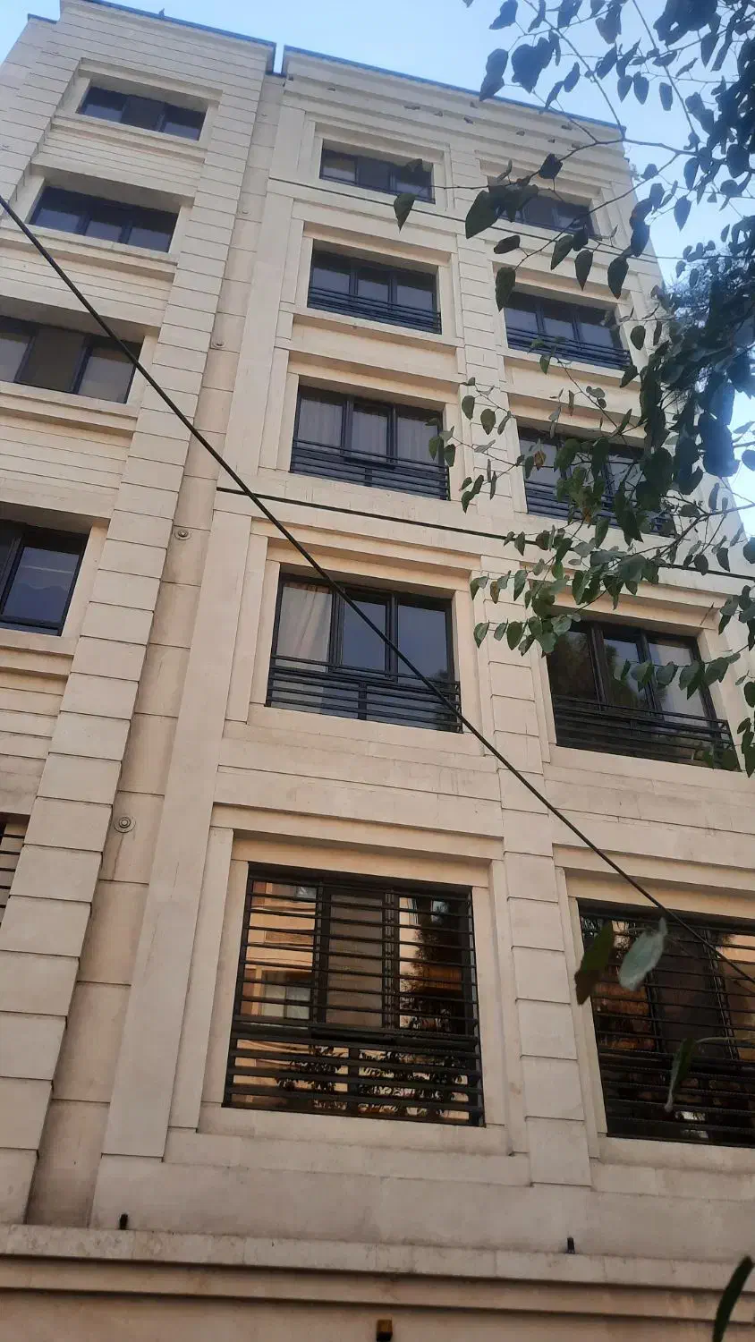 سهروردی ۴۱۵ متر شمالی با بر ۱۳