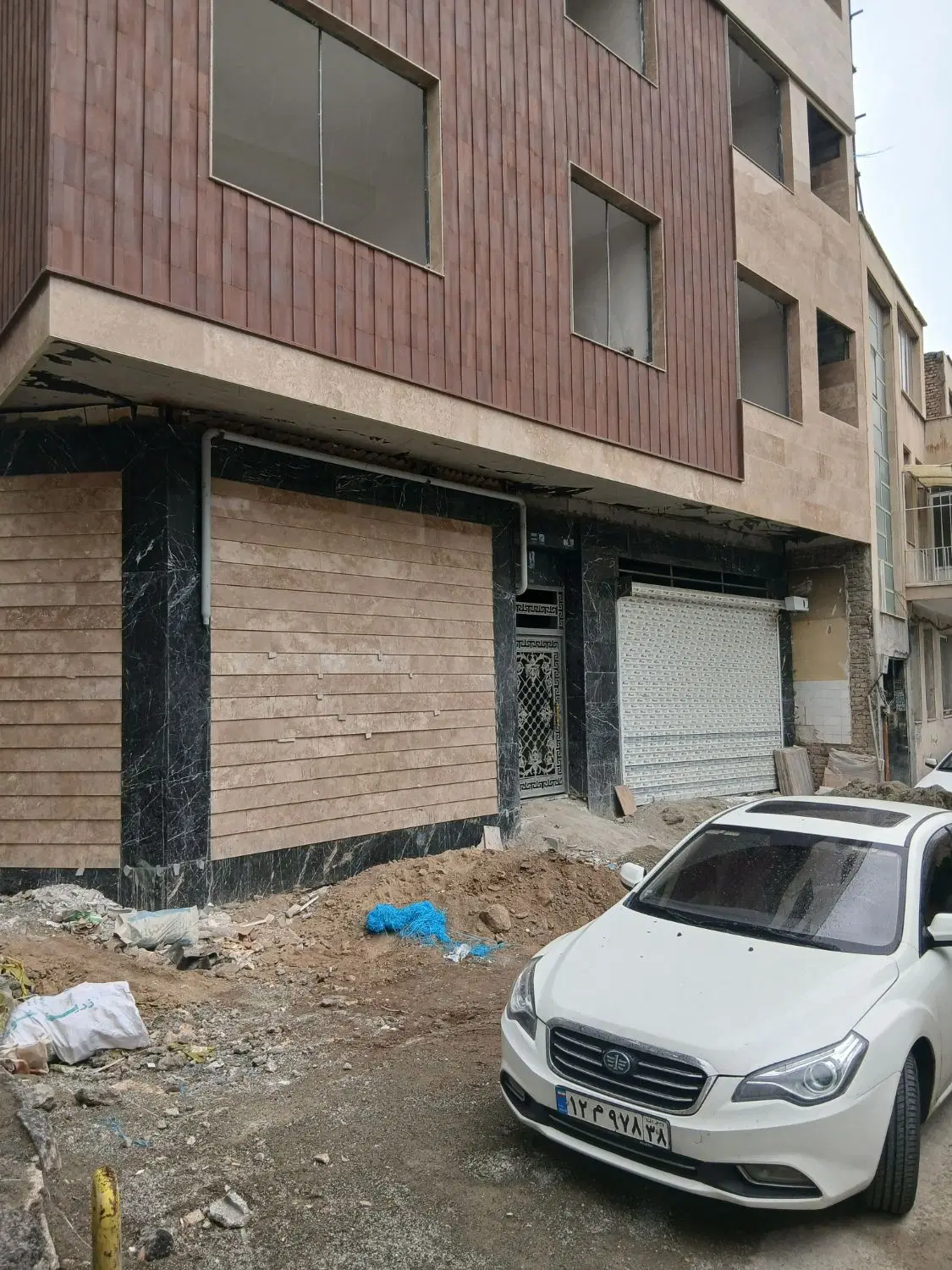 ۹۰مترتجاری بابر۹ دهقان ویلادوم