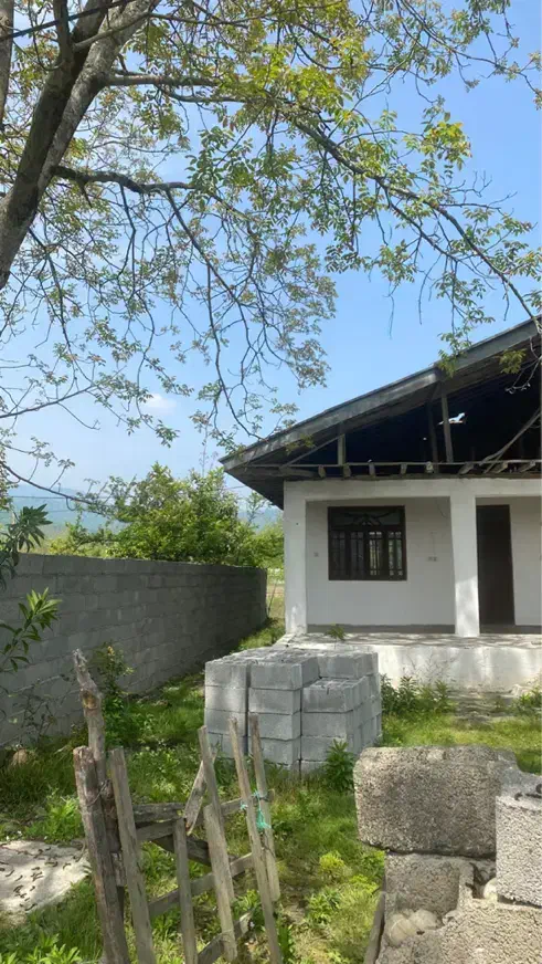 ۳۲۰متر زمین ۹۰بنا سندتکبرگ شاندرمن