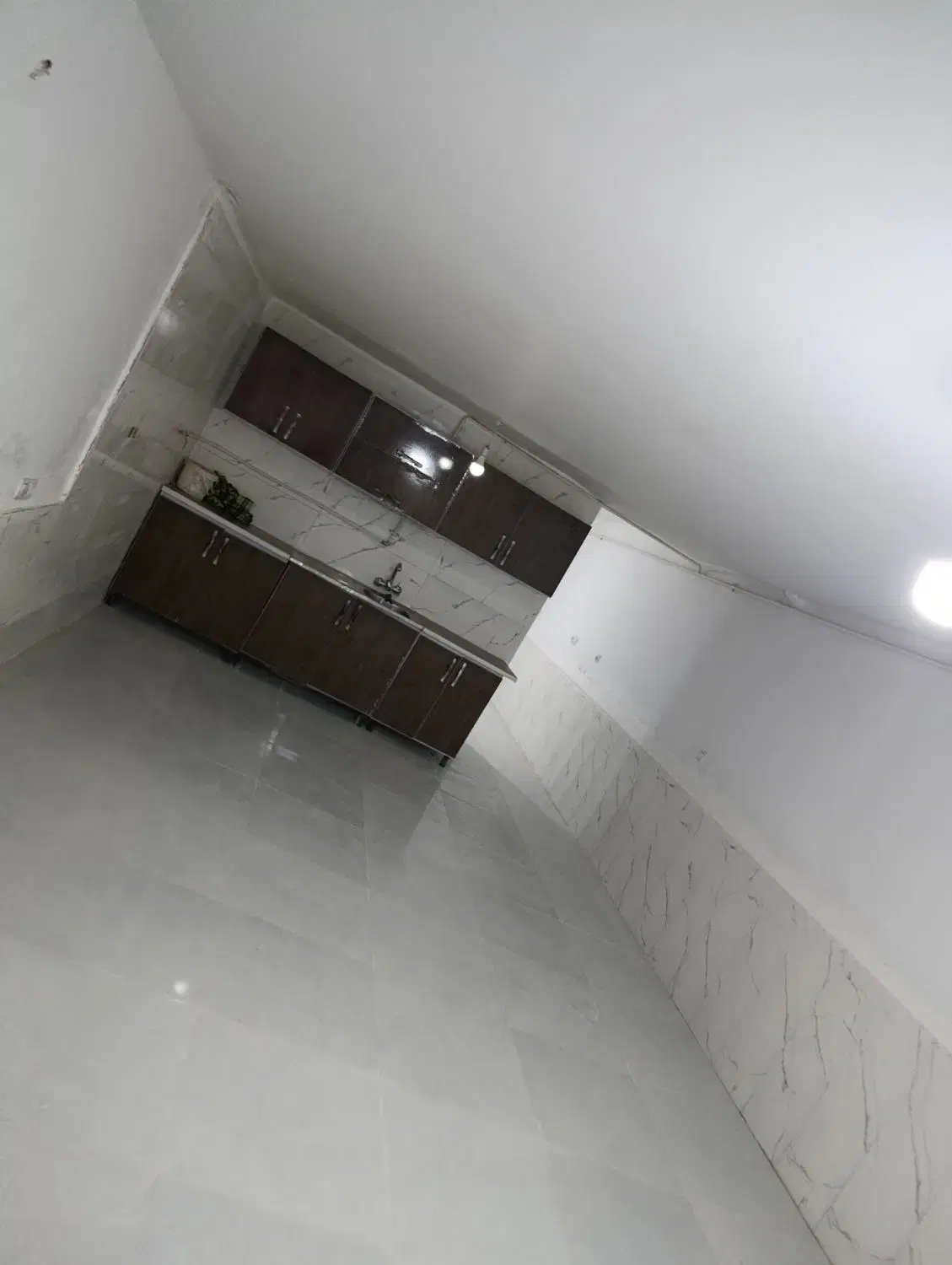 منزل دوخوابه کیان آباد